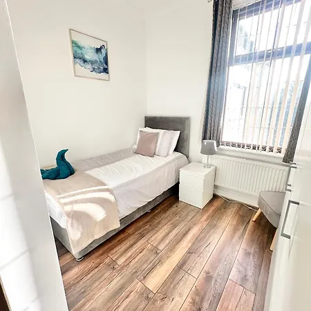 Urba Luxury 4bed Sheffield